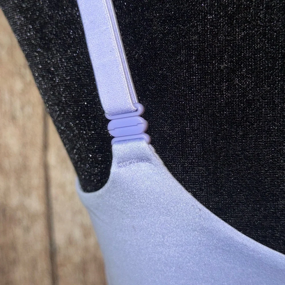Victoria’s Secret Purple Body By Victoria Lined Demi Convertible Strap Bra 💜